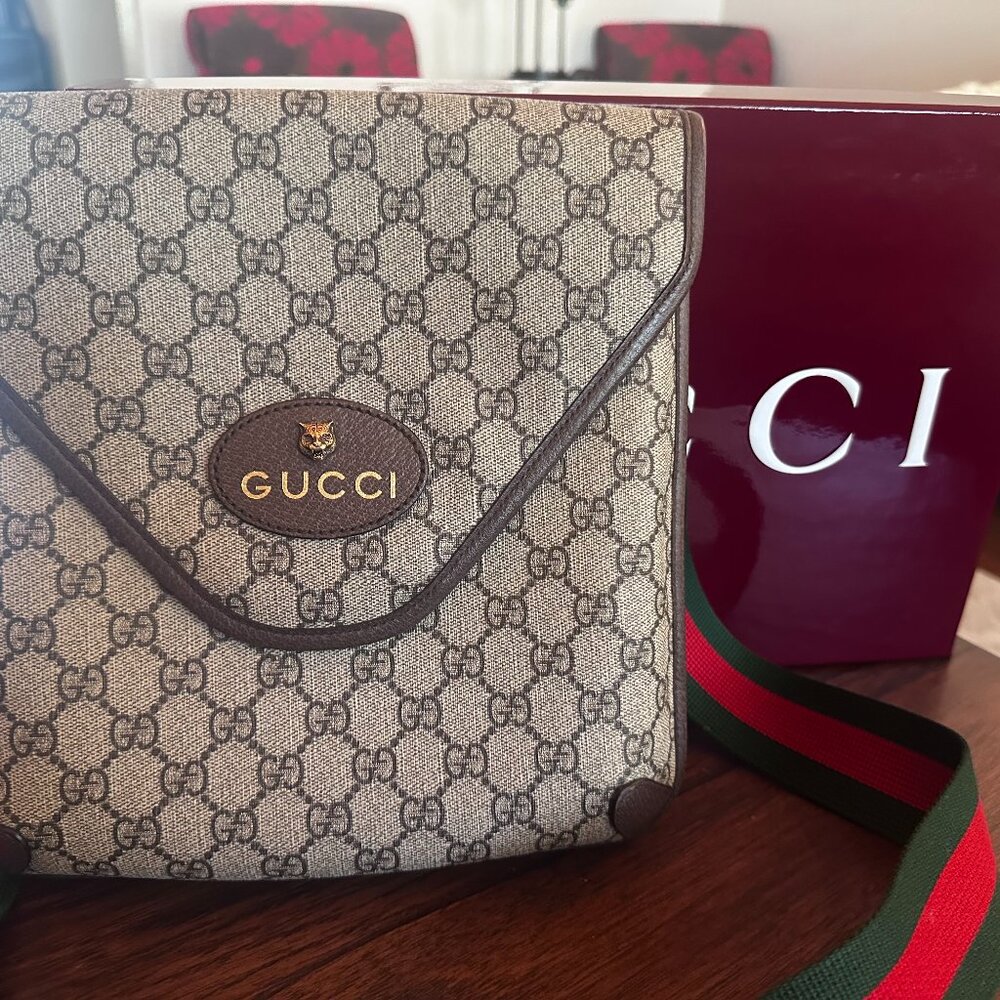 Gucci Ophidia Messenger Bag